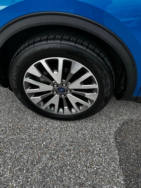 2021 Ford Escape Titanium