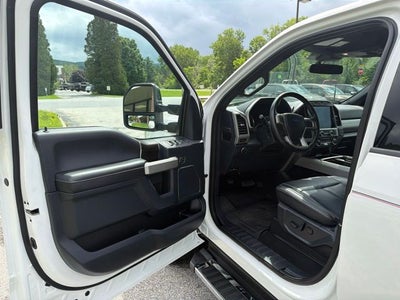 2022 Ford F-350SD Lariat