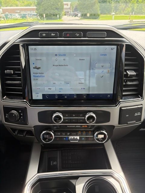 2022 Ford F-350SD Lariat