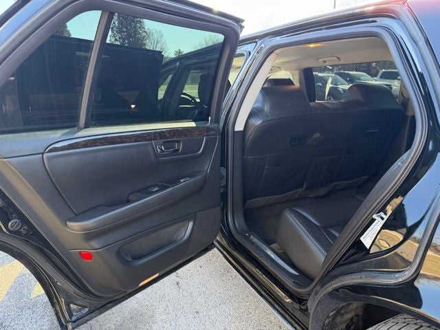 2011 Cadillac DTS Base