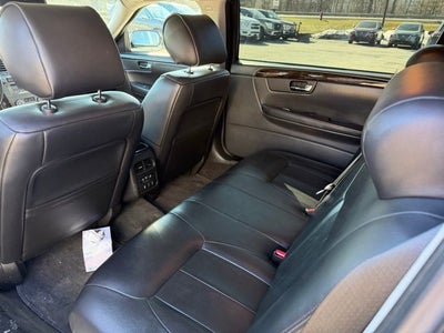 2011 Cadillac DTS Base
