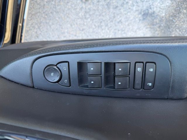 2011 Cadillac DTS Base