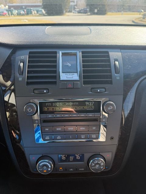 2011 Cadillac DTS Base