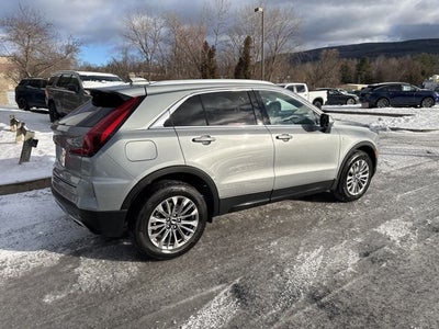 2024 Cadillac XT4 Premium Luxury
