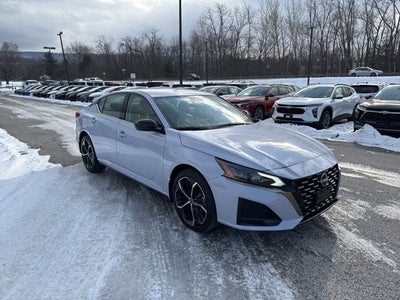 2025 Nissan Altima 2.5 SR