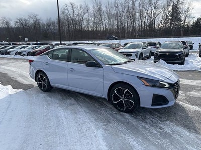 2025 Nissan Altima 2.5 SR