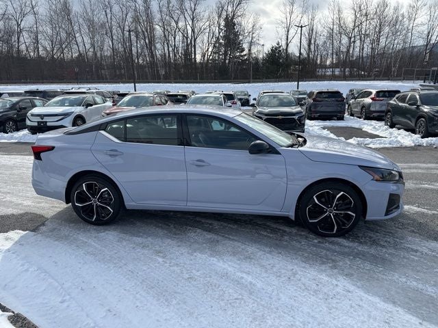 2025 Nissan Altima 2.5 SR