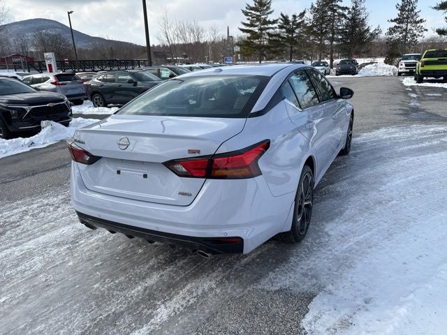 2025 Nissan Altima 2.5 SR