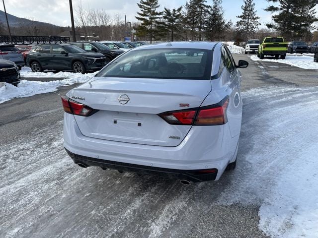 2025 Nissan Altima 2.5 SR