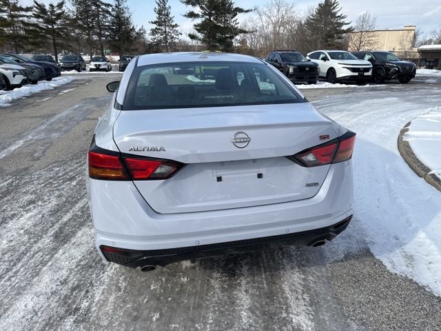 2025 Nissan Altima 2.5 SR