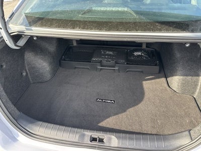 2025 Nissan Altima 2.5 SR