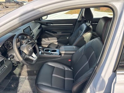 2025 Nissan Altima 2.5 SR