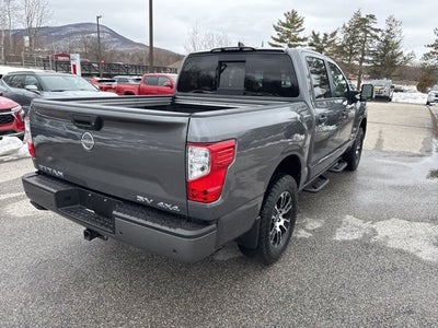 2024 Nissan Titan SV