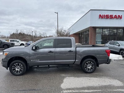 2024 Nissan Titan SV