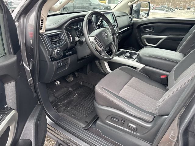 2024 Nissan Titan SV