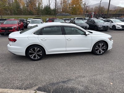 2021 Volkswagen Passat 2.0T SE