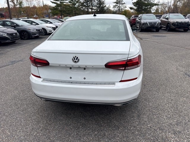 2021 Volkswagen Passat 2.0T SE