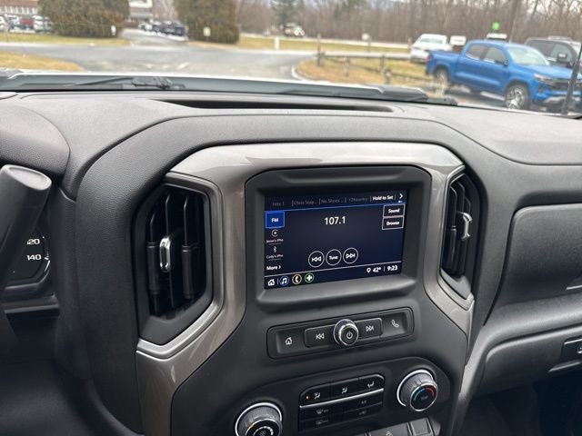 2025 Chevrolet Silverado 2500HD Custom