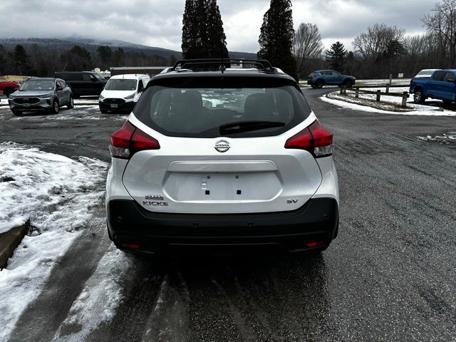 2020 Nissan Kicks SV