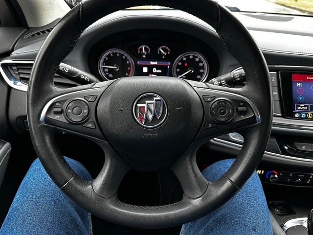 2021 Buick Enclave Essence