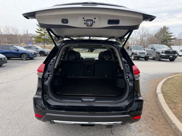 2020 Nissan Rogue SL