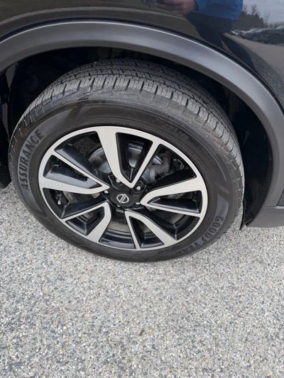 2020 Nissan Rogue SL