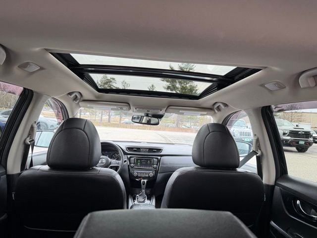 2020 Nissan Rogue SL