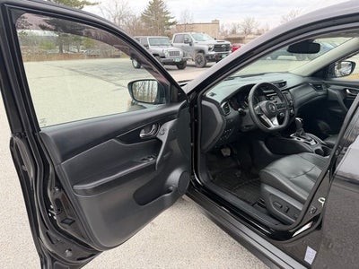 2020 Nissan Rogue SL