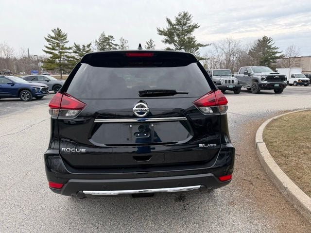 2020 Nissan Rogue SL