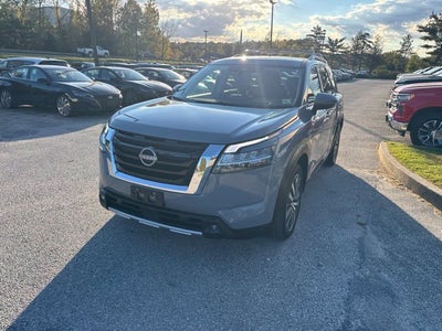 2022 Nissan Pathfinder Platinum