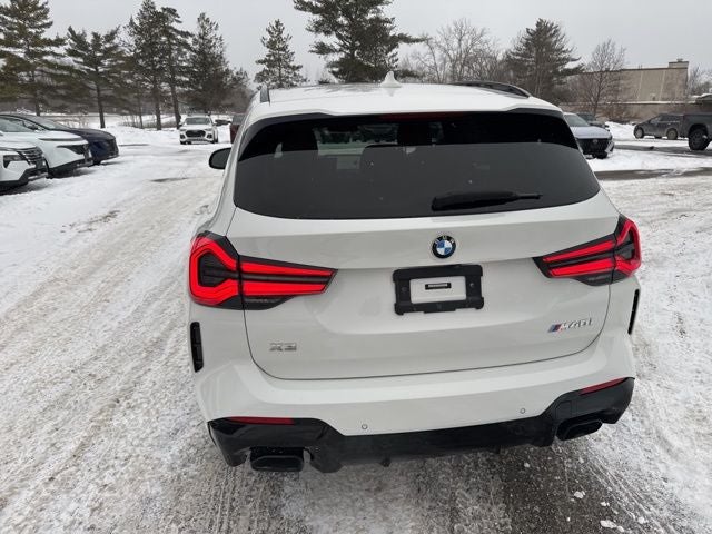 2022 BMW X3 M40i