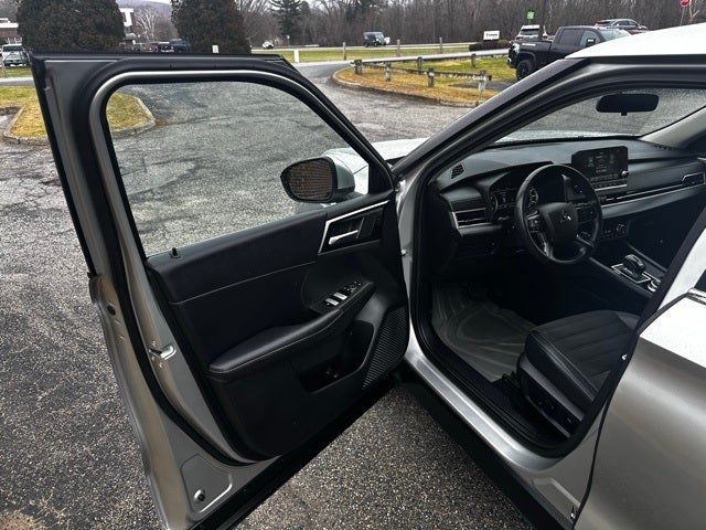 2024 Mitsubishi Outlander SE Black Edition