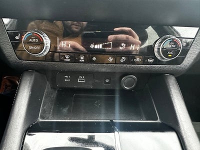 2024 Mitsubishi Outlander SE Black Edition