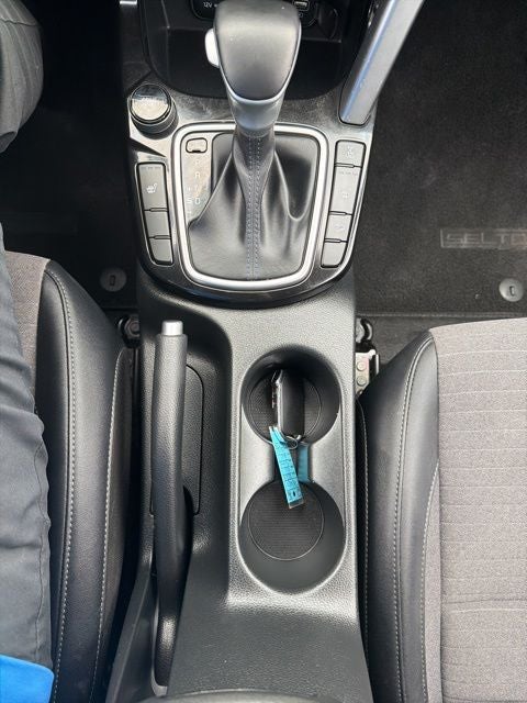 2023 Kia Seltos S