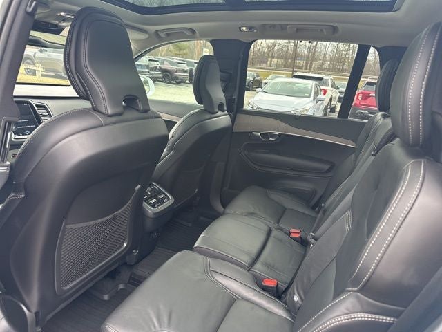 2022 Volvo XC90 T6 Inscription