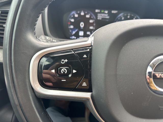 2022 Volvo XC90 T6 Inscription