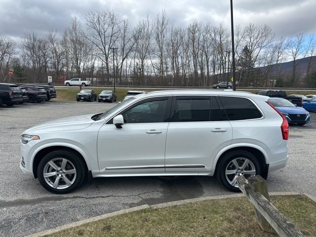 2022 Volvo XC90 T6 Inscription