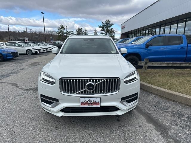 2022 Volvo XC90 T6 Inscription