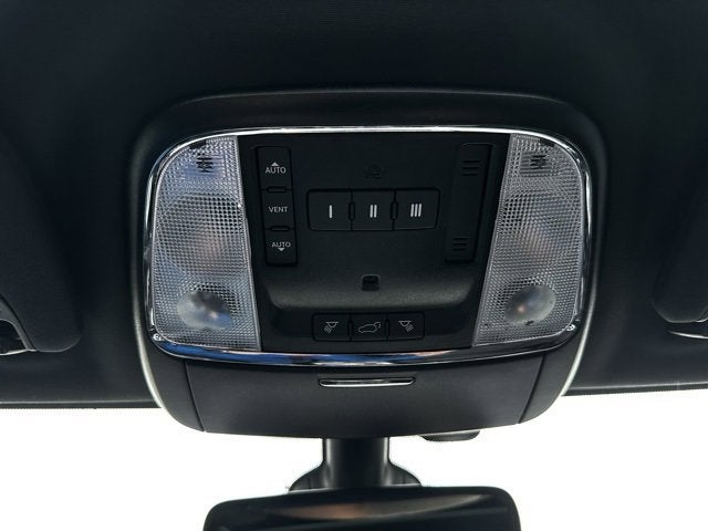 2019 Jeep Grand Cherokee Upland