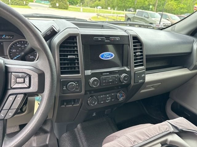 2022 Ford Super Duty F-350 SRW XL