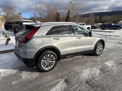2024 Cadillac XT4 Premium Luxury