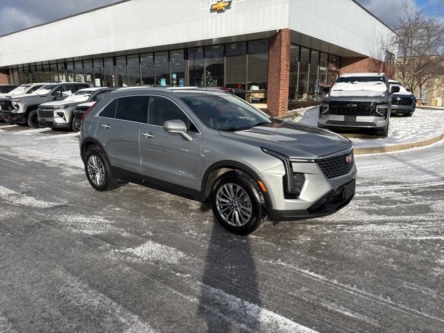 2024 Cadillac XT4 Premium Luxury