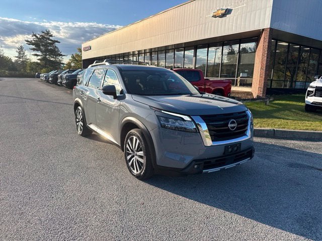 2022 Nissan Pathfinder