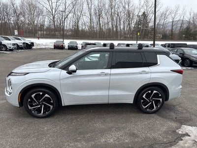 2024 Mitsubishi Outlander SEL