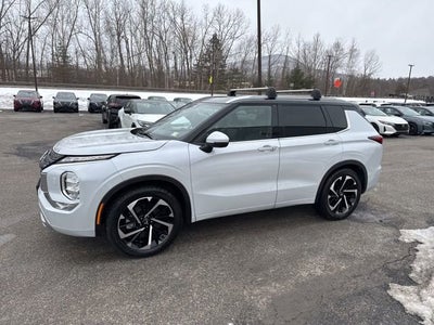 2024 Mitsubishi Outlander SEL