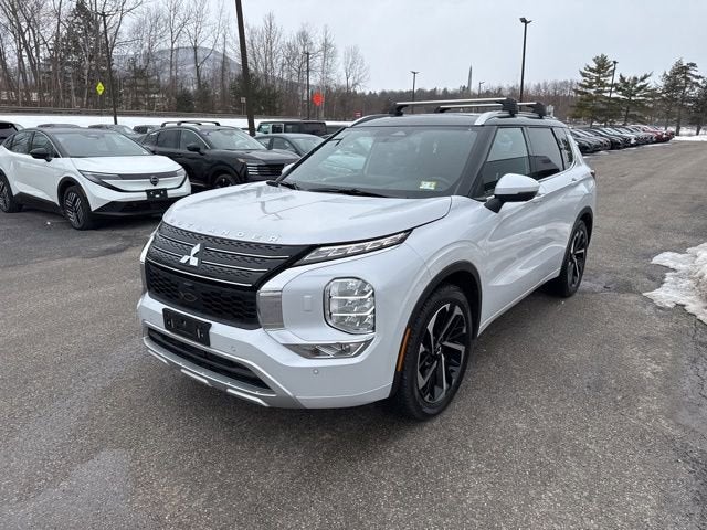 2024 Mitsubishi Outlander SEL