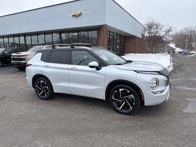 2024 Mitsubishi Outlander SEL