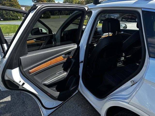 2023 Audi Q5 S line Premium Plus