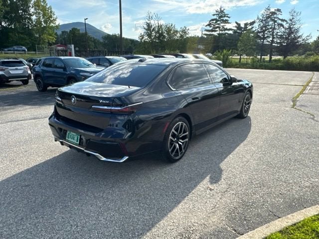 2025 BMW 7 Series 740i xDrive